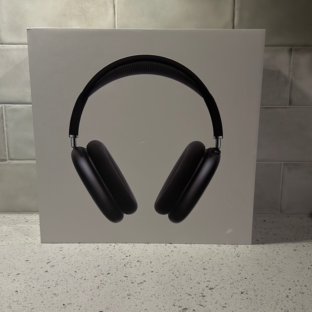 NOT FOR SALE Apple AirPods Max Space Gray Brand New Open box